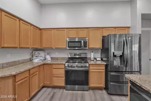 3917 E Carter Dr, Phoenix, AZ 85042 - Photo 8