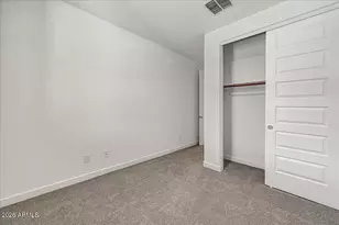 1642 W Monte Way, Phoenix, AZ 85041 - Photo 18