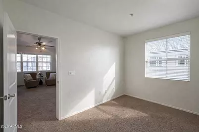 2264 E Huntington Drive, Phoenix, AZ 85040 - Photo 8