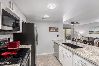 7811 E Park View Drive, Mesa, AZ 85208 - Photo 10