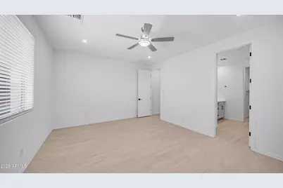 13362 W Eagle Feather Road, Peoria, AZ 85383 - Photo 16