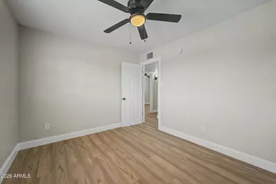 5702 N 22nd Drive, Phoenix, AZ 85015 - Photo 16