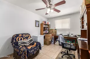 2347 W Poinsettia Dr N, Phoenix, AZ 85029 - Photo 18