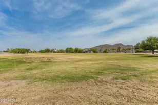 2347 W Poinsettia Dr N, Phoenix, AZ 85029 - Photo 32