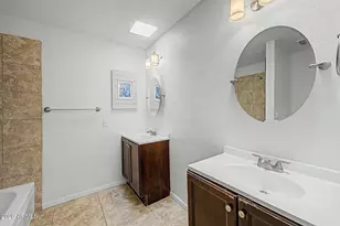 7755 E Thomas Rd, Scottsdale, AZ 85251 - Photo 12