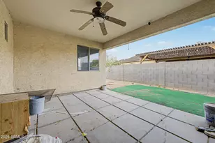 134 W Desert Ln, Phoenix, AZ 85041 - Photo 28