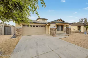 134 W Desert Ln, Phoenix, AZ 85041 - Photo 2