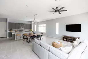 25304 N 19th Ln, Phoenix, AZ 85085 - Photo 8