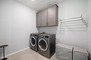 25304 N 19th Ln, Phoenix, AZ 85085 - Photo 30