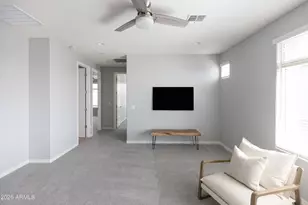 25304 N 19th Ln, Phoenix, AZ 85085 - Photo 18