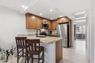 7436 E Chaparral Rd, Scottsdale, AZ 85250 - Photo 2