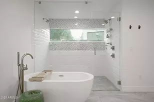 3413 N 45th St, Phoenix, AZ 85018 - Photo 18