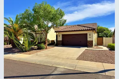 737 E Charlevoix Avenue, Gilbert, AZ 85297 - Photo 2