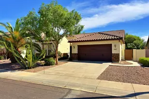 737 E Charlevoix Ave, Gilbert, AZ 85297 - Photo 2