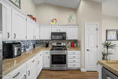 24112 S Starcrest Drive, Sun Lakes, AZ 85248 - Photo 12