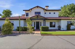 2634 N 52nd St, Phoenix, AZ 85008 - Photo 1