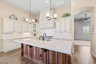 2471 E Robin Ct, Gilbert, AZ 85296 - Photo 10