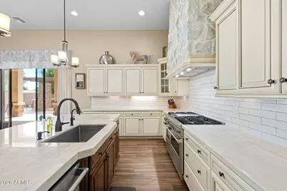 2471 E Robin Court, Gilbert, AZ 85296 - Photo 12