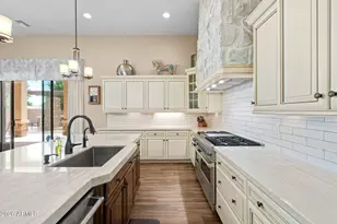 2471 E Robin Ct, Gilbert, AZ 85296 - Photo 12