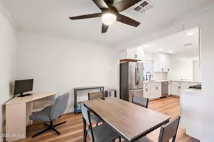 3911 N 13th Wy, Phoenix, AZ 85014 - Photo 30
