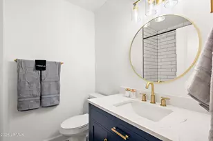 3911 N 13th Wy, Phoenix, AZ 85014 - Photo 14
