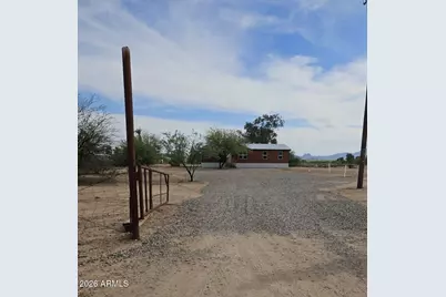 33755 W Rainbow Trail, Arlington, AZ 85322 - Photo 8