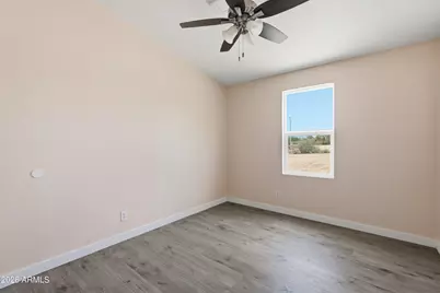 33755 W Rainbow Trail, Arlington, AZ 85322 - Photo 32