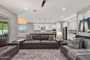 1104 E Knightsbridge Way, Gilbert, AZ 85297 - Photo 10