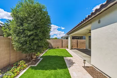 17173 W Piperton Street, Surprise, AZ 85388 - Photo 32