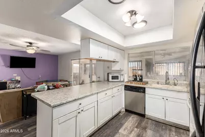 10604 N 50th Avenue, Glendale, AZ 85304 - Photo 14