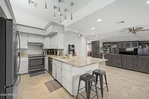 3128 W Flynn Ln, Phoenix, AZ 85017 - Photo 8