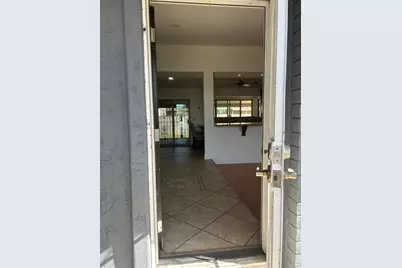 6916 W Georgia Avenue, Glendale, AZ 85303 - Photo 2