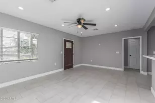 2001 N Laurel Ave, Phoenix, AZ 85007 - Photo 8