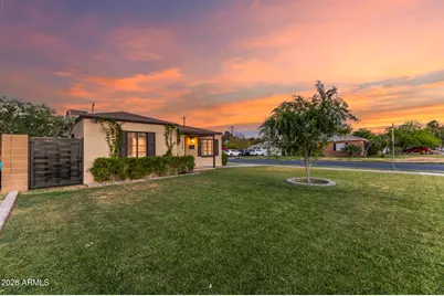 2001 N Laurel Avenue, Phoenix, AZ 85007 - Photo 2