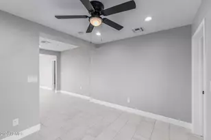 2001 N Laurel Ave, Phoenix, AZ 85007 - Photo 14