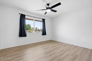 19814 N Pine Springs Dr, Sun City, AZ 85373 - Photo 20