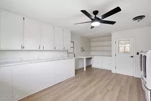 19814 N Pine Springs Dr, Sun City, AZ 85373 - Photo 22