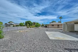 11084 W Timberline Dr, Sun City, AZ 85351 - Photo 18