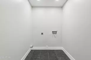 426 N 105th St, Mesa, AZ 85207 - Photo 18