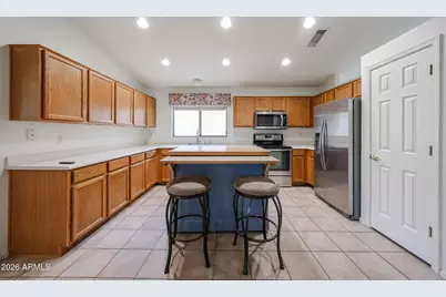 10379 W Tonopah Drive, Peoria, AZ 85382 - Photo 14