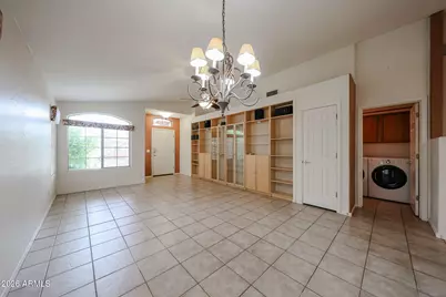 10379 W Tonopah Drive, Peoria, AZ 85382 - Photo 6