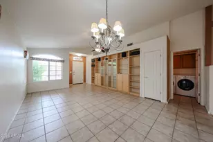 10379 W Tonopah Dr, Peoria, AZ 85382 - Photo 6