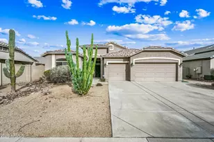 865 S Oak St, Gilbert, AZ 85233 - Photo 1