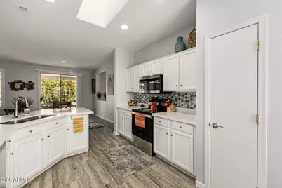 15114 W Black Gold Lane, Sun City West, AZ 85375 - Photo 10