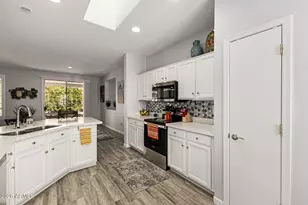 15114 W Black Gold Ln, Sun City West, AZ 85375 - Photo 10