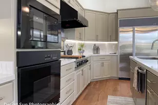 10192 E Bayview Dr E, Scottsdale, AZ 85258 - Photo 14