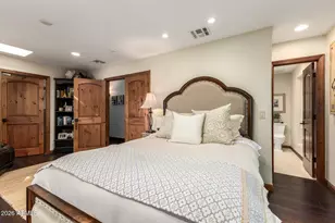 8132 E Del Barquero Dr, Scottsdale, AZ 85258 - Photo 24