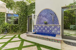 8132 E Del Barquero Dr, Scottsdale, AZ 85258 - Photo 18