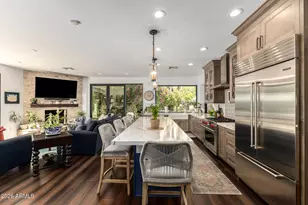 8132 E Del Barquero Dr, Scottsdale, AZ 85258 - Photo 10