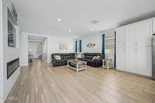 2358 E Ridgewood Ln, Gilbert, AZ 85298 - Photo 6